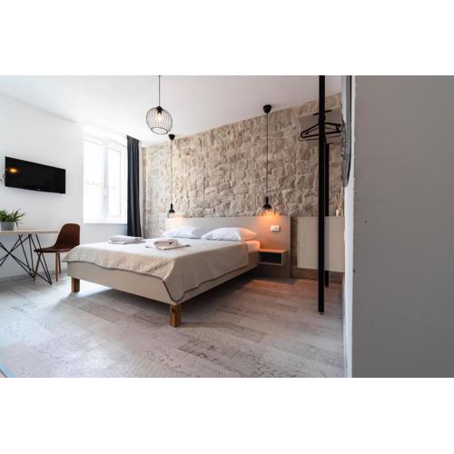 L&B City Center Studios Apartments
