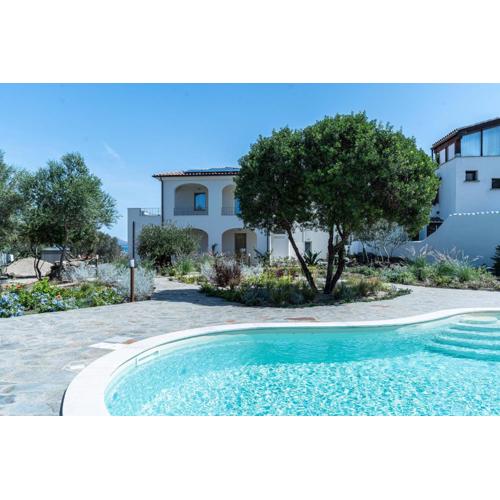 Le Conchiglie Apartments with Pool by Wonderful Italy
