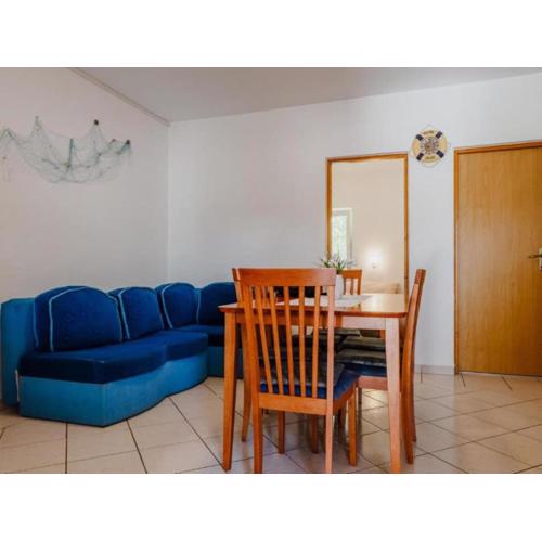 Le ek Cozy Apartments - Two Bedroom 1