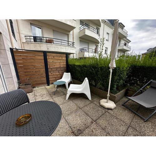 Le Garden Studio avec terrasse et parking centre ville