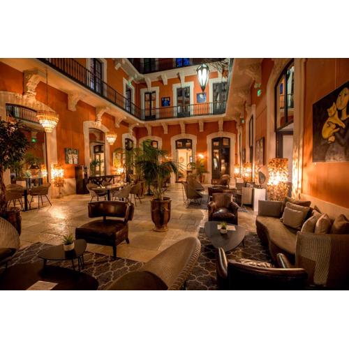 Le Grand Hotel