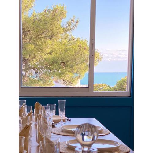 Le Mistral, Superbe Appartement 2 Chambres, Vue Mer Proximité Plage, Parking Gratuit