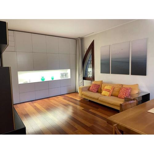 Le Palme - Appartamento elegante e moderno con garage privato