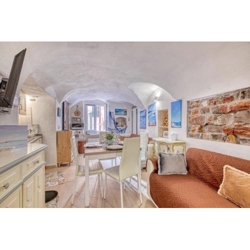 Le Petit Bijoux De La Pigna - Happy Rentals