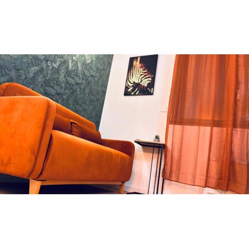 Le Pixie II modern studio easy airport access