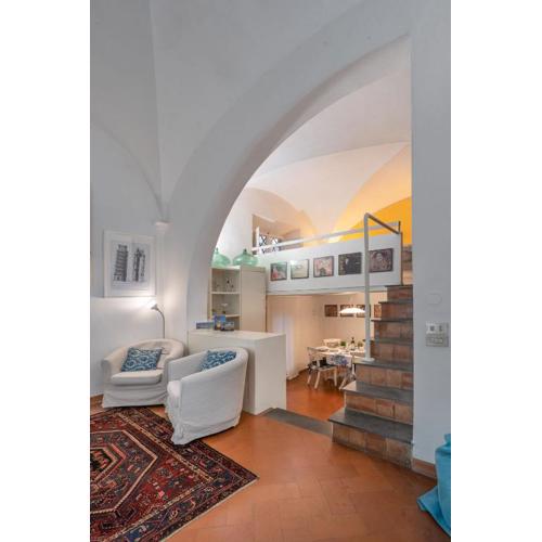 Le volte air conditioned loft