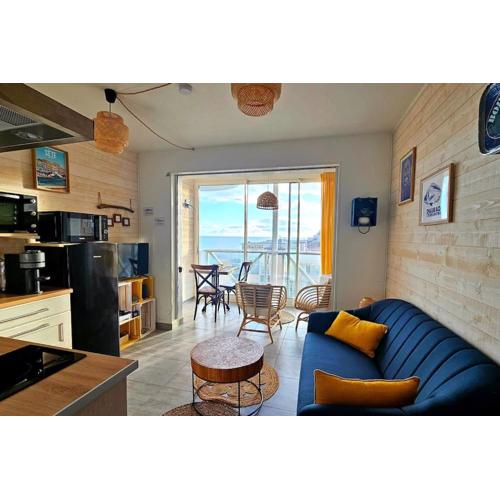L’éclat maritime ! T2 / Clim / Piscine / Vue mer