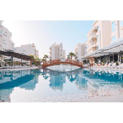 Ledina Hotel