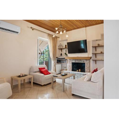 Lefkes Apartment