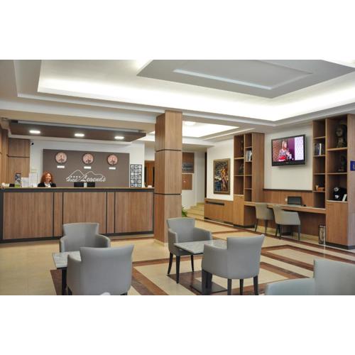 Legends Hotel