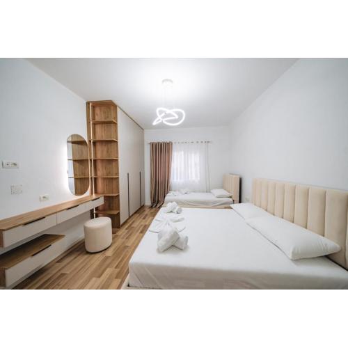 Leka Apartment