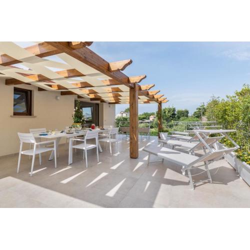 LeMoon Holiday Home x7 con Terrazzo e Parcheggio - Sorrento Coast
