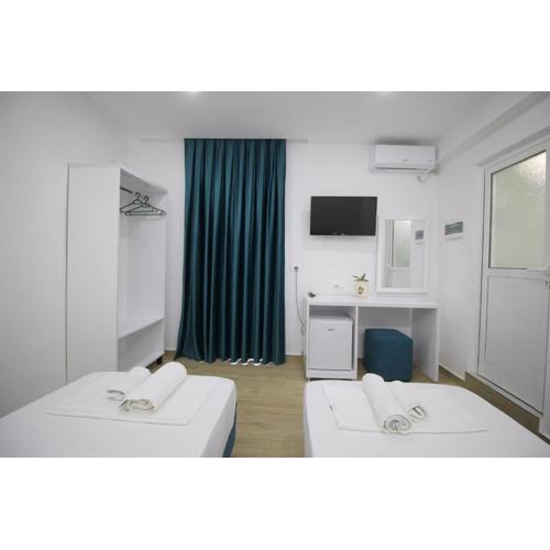 Lengu Holidays Houses