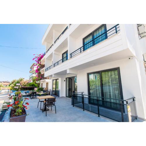 Leonis Hotel