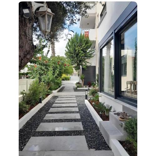 Leos Apartments Apart2