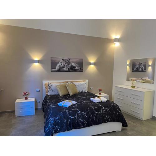 Leoscar Apartment in Catania center Self Check-in