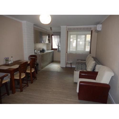 LERA APARTMENT