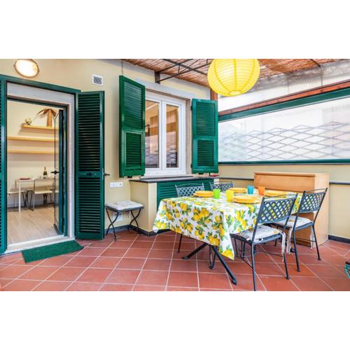 Lerici Central Apartment x5 with terrace
