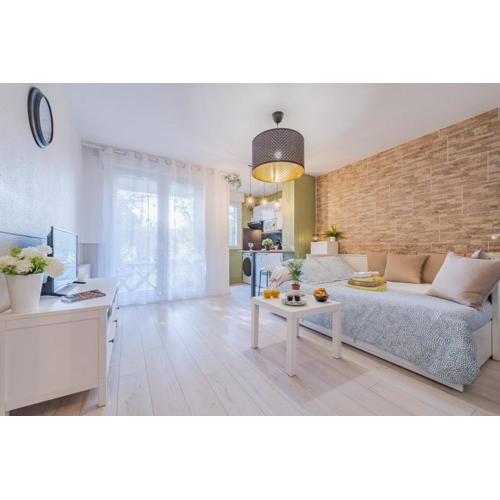 Les Elfes - avec entrée autonome, clim neuve, jardin, parking privé & gourmandises offertes ! -
