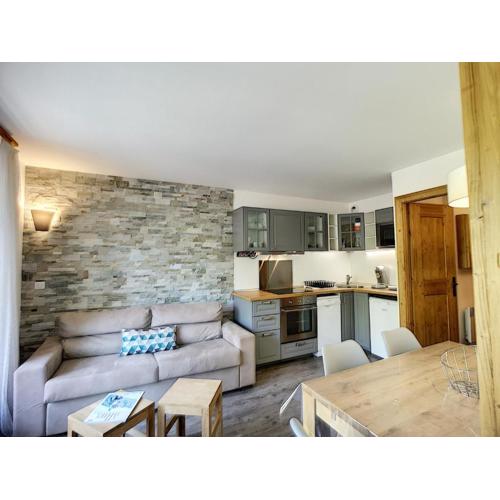 Les Menuires: 2P+Coin Montagne, 4 pers, Balcon, Parking gratuit, Pied Des Pistes - FR-1-178-30