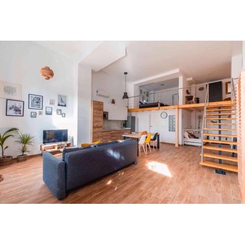 LETSMALAGA - Duplex en el centro con jacuzzi