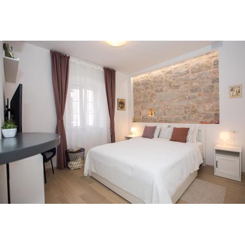 Liberty Town Center Room