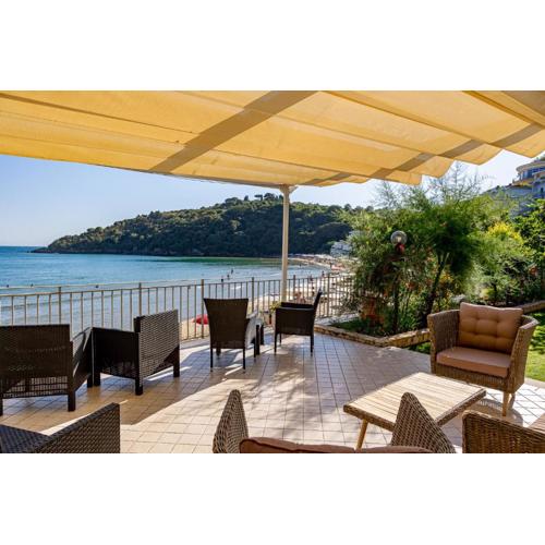 Lilium casa di lusso a San Vito con spiaggia e parcheggio