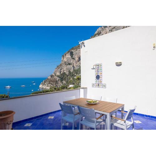 Lilium luxury home Capri