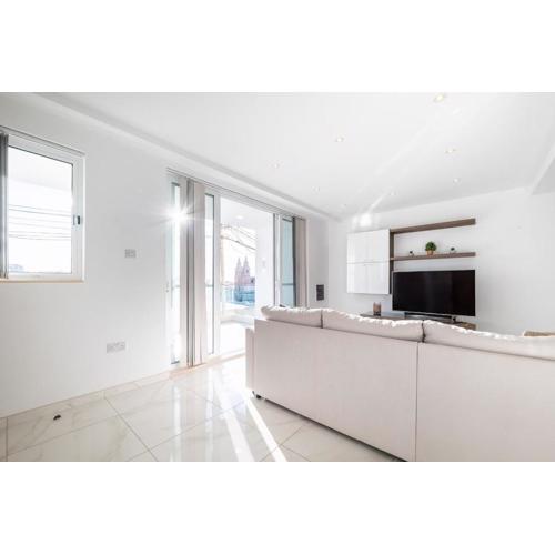 Lily of the Hill - 2 Bedr, 3 bath