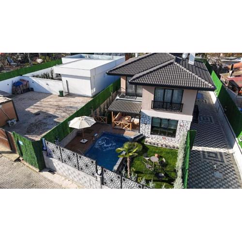 Lina Garden Villa
