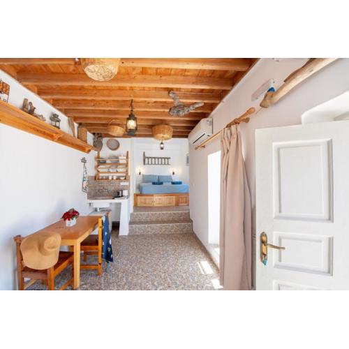 Lindos Marianthi Studios