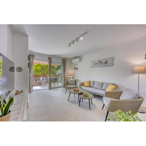 LIPA KORTA - Family Apartment in Porec, 850 m to the Sea