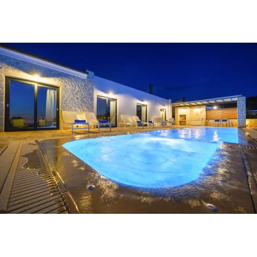 Lithari Luxury Villas
