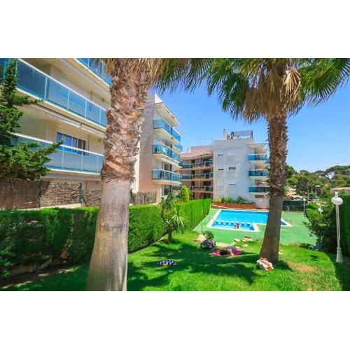 LITORAL COSTA DORADA - LA CALETA Only families