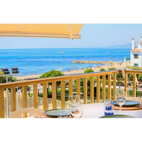 LITORAL COSTA DORADA - MACAPO Only families