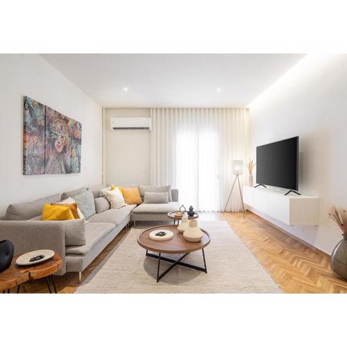 LIV - Charming 3BD in Athens Vibrant Downtown
