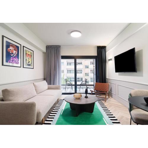 LIV The City Suites ADULTS ONLY