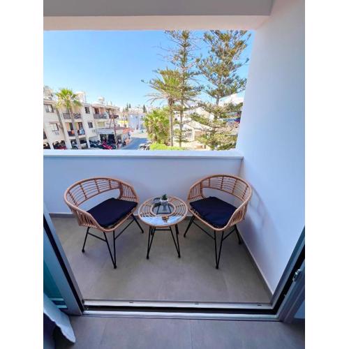 Living Boutique Apartments Adults Only