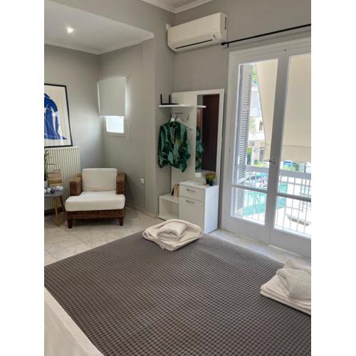 Living near Acropolis by Sylvia Staikou at Nikis str
