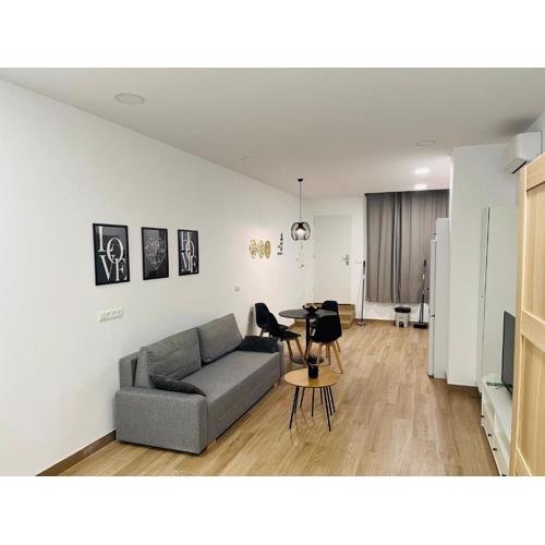 living station 8