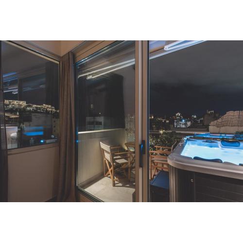Living Stone Condo Hotel