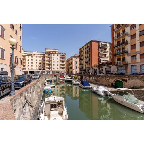 Livorno- Quartiere Venezia Lovely Apartment!