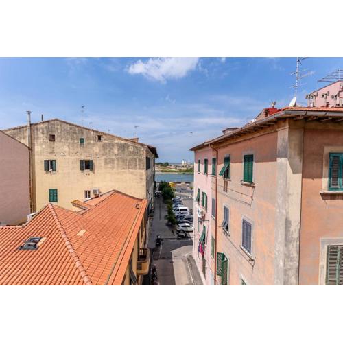 Livorno Lovely Sea View Apartment