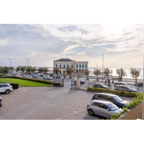 Livorno Modern Studio 110 meters from Bagni Pancaldi!