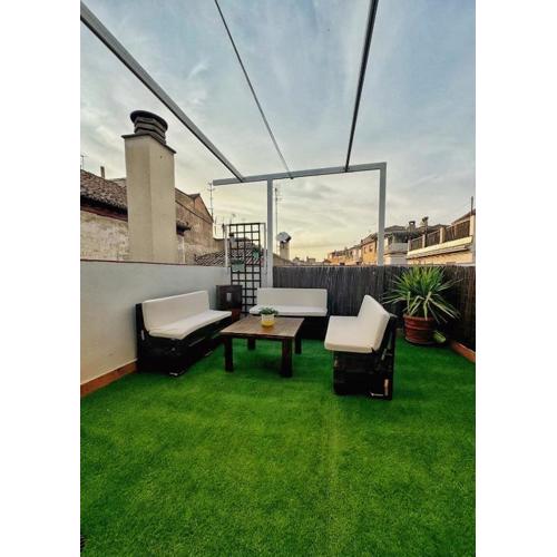 Local Granada Penthouse