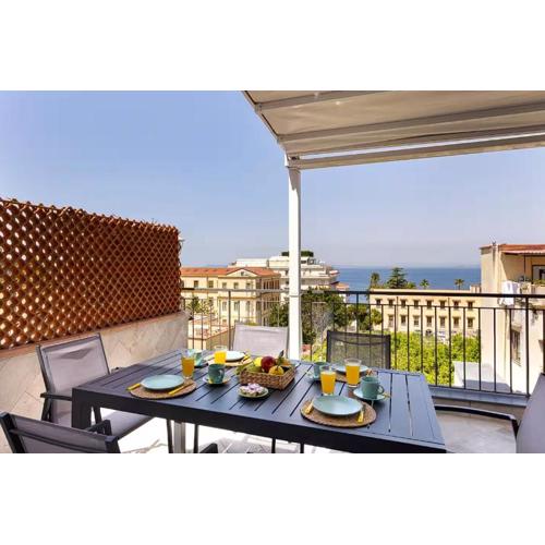 Located in the heart of Sorrento !
