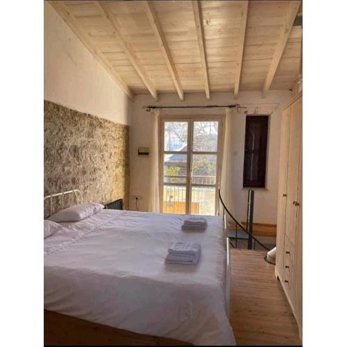 Lofou Maisonette