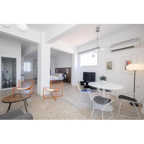 Loft at historical center of Athens Acropolis View