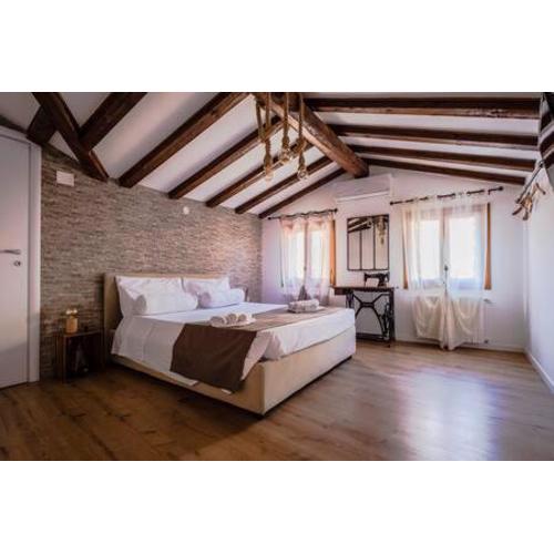 Loggia Rialto Apartments