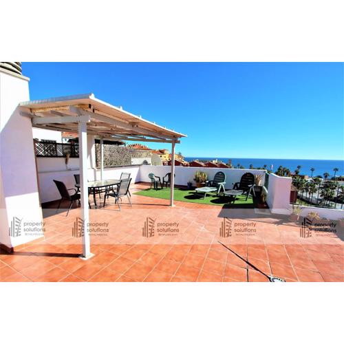 Lomas de Mena 15 - Apartamento Ático- Piscina - TERRAZA CON BARBACOA- PARKING GRATIS